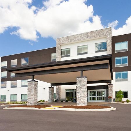 Holiday Inn Express & Suites Reedsburg - Dells Area By Ihg Exterior photo